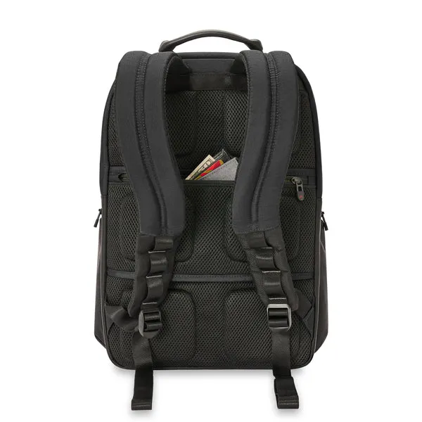 MEDIUM WIDEMOUTH BACKPACK