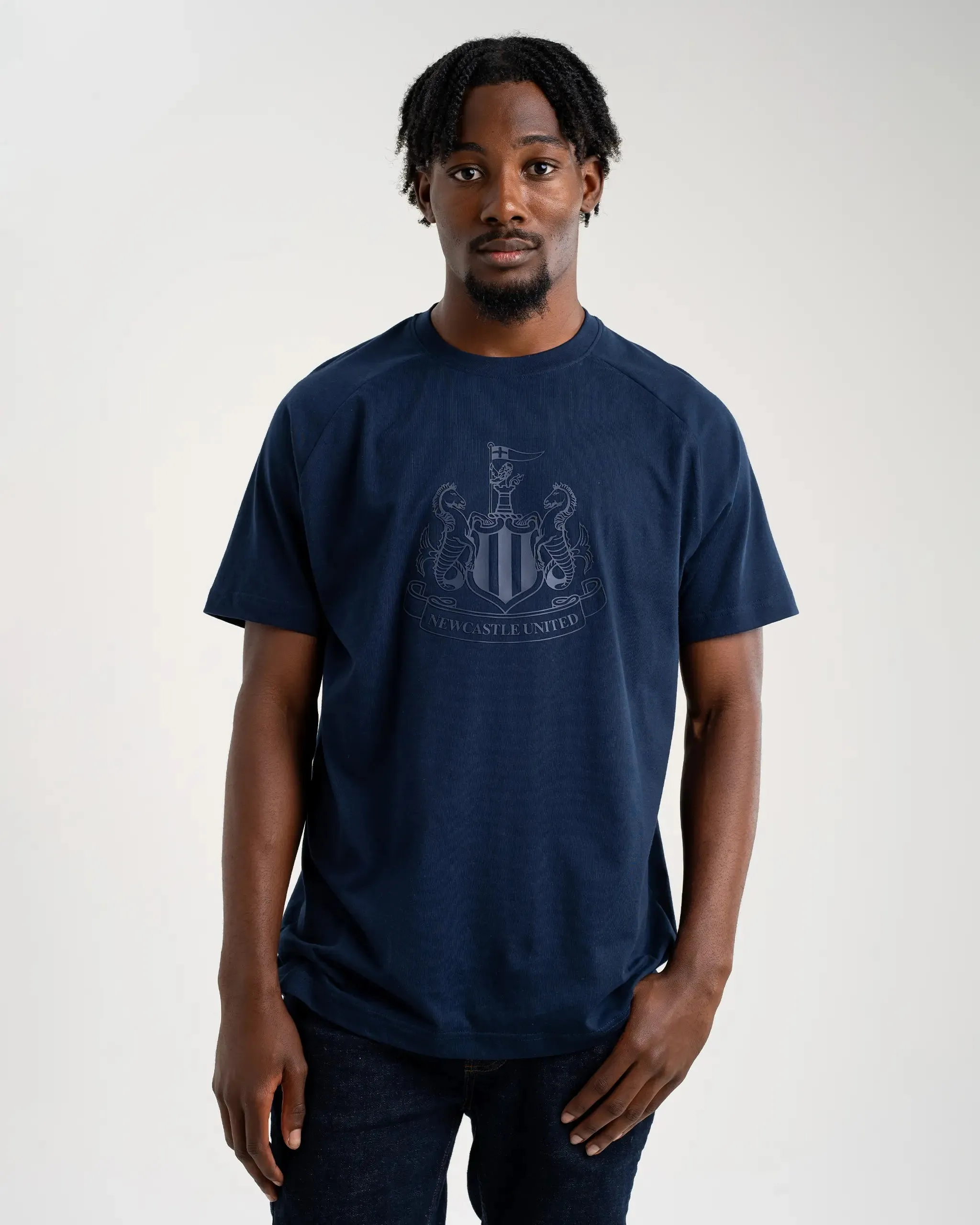 Newcastle United Men's Navy Raglan Crest T-Shirt